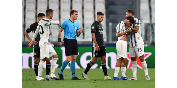Maurizio Sarri na kraju nije uspio ostati u Juventusu kako bi nastavio trenirati